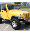jeep wrangler 2005 yellow suv sport gasoline 6 cylinders 4 wheel drive automatic with overdrive 77338