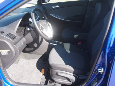 hyundai accent 2013 dk  blue hatchback gs 4 cylinders automatic 76049