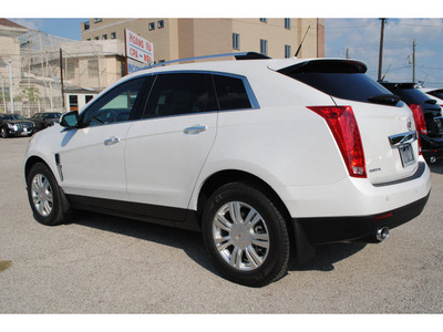cadillac srx 2012 white luxury collection flex fuel 6 cylinders front wheel drive automatic 77002