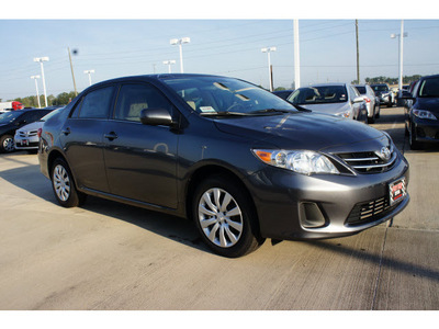 toyota corolla 2013 gray sedan le gasoline 4 cylinders front wheel drive automatic 77469