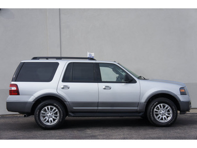 ford expedition 2012 silver suv xlt flex fuel 8 cylinders 4 wheel drive automatic 79407