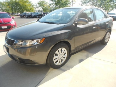 kia forte 2013 gunmetal grey sedan ex gasoline 4 cylinders front wheel drive 6 speed automatic 43228