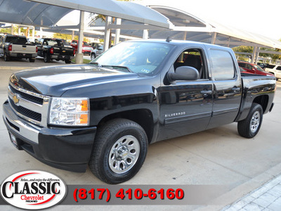 chevrolet silverado 1500 2010 black ls 8 cylinders automatic 76051