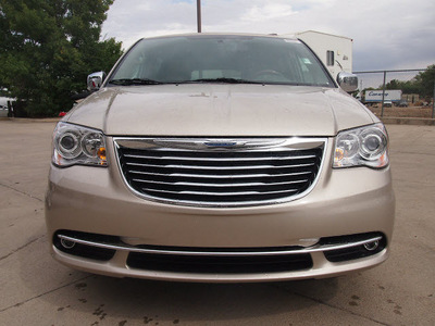 chrysler town and country 2013 beige van limited flex fuel 6 cylinders front wheel drive automatic 80301