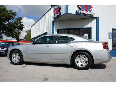 dodge charger 2006 silver sedan se 6 cylinders automatic 76541