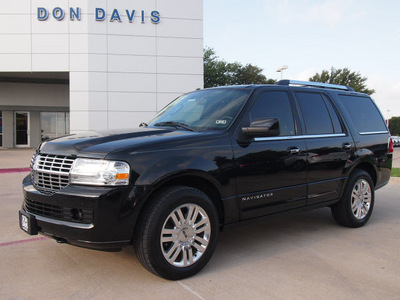 lincoln navigator 2012 black suv 8 cylinders automatic 76011