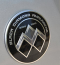 chevrolet black diamond avalanche 2013 silver suv ls flex fuel v8 2 wheel drive 6 speed automatic 75067