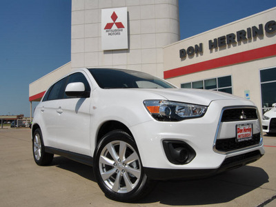 mitsubishi outlander sport 2013 off white es gasoline 4 cylinders front wheel drive automatic 75062