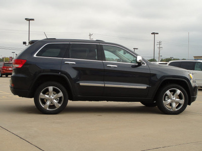 jeep grand cherokee 2013 gray suv limited 8 cylinders automatic 62034