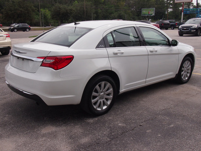 chrysler 200 2011 white sedan touring 4 cylinders autostick 77070