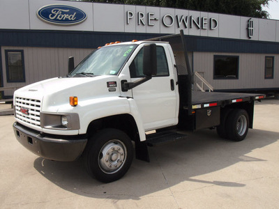 gmc c5500 2006 white diesel automatic 77706