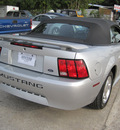 ford mustang 2003 silver deluxe gasoline 6 cylinders rear wheel drive automatic 77379