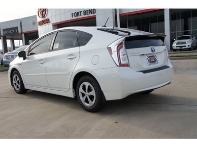 toyota prius 2012 white hatchback four hybrid 4 cylinders front wheel drive automatic 77469