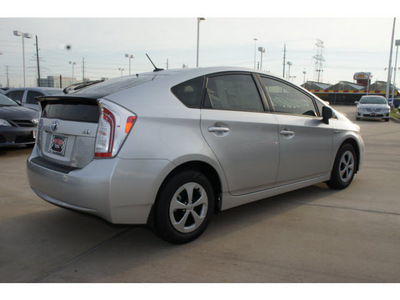 toyota prius 2012 silver hatchback three hybrid 4 cylinders front wheel drive automatic 77469