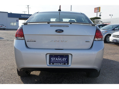 ford focus 2011 gray sedan sport ses gasoline 4 cylinders front wheel drive automatic 76645