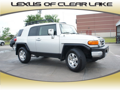 toyota fj cruiser 2008 gray suv 6 cylinders automatic 77546