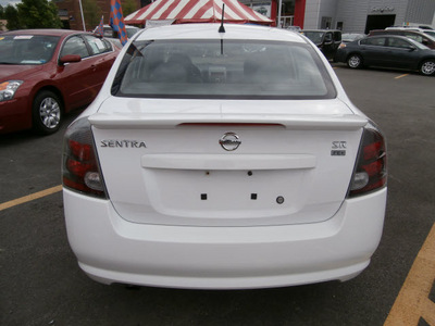 nissan sentra 2009 white sedan 4 cylinders automatic 13502