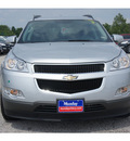 chevrolet traverse 2012 silver suv gasoline 6 cylinders front wheel drive not specified 77090