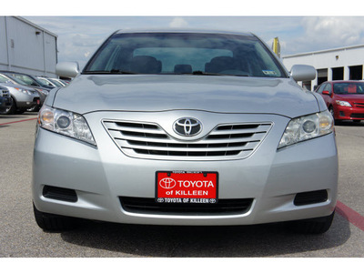 toyota camry 2007 silver sedan le gasoline 4 cylinders front wheel drive automatic 76543
