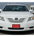 toyota camry 2008 white sedan le gasoline 4 cylinders front wheel drive automatic 76543