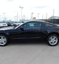 ford mustang 2010 black coupe v6 gasoline 6 cylinders rear wheel drive automatic with overdrive 77469