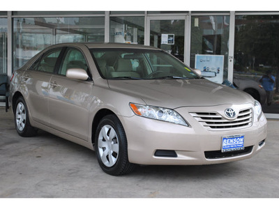 toyota camry 2009 tan sedan le 4 cylinders automatic 78216