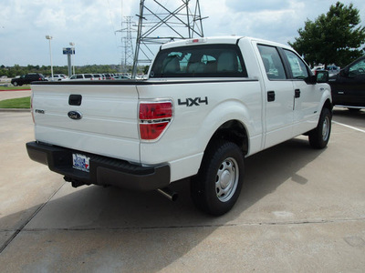 ford f 150 2012 oxford white xl gasoline 6 cylinders 4 wheel drive automatic 76108