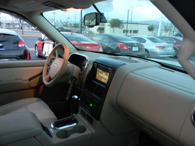 ford sport trac 2008 white suv limited gasoline 6 cylinders 2 wheel drive automatic 79925