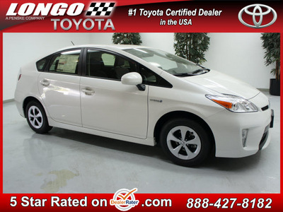 toyota prius 2012 white hatchback three hybrid 4 cylinders front wheel drive automatic 91731