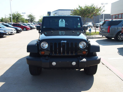 jeep wrangler 2010 black suv sport gasoline 6 cylinders 4 wheel drive automatic 75093