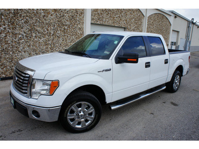 ford f 150 2011 white xlt flex fuel 8 cylinders 2 wheel drive automatic 78757