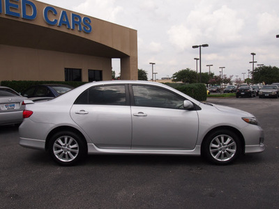 toyota corolla 2010 silver sedan s gasoline 4 cylinders front wheel drive automatic 75075