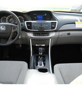 honda accord 2013 alabaster silver sedan lx gasoline 4 cylinders front wheel drive automatic 77025