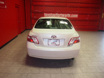 toyota camry hybrid 2007 white sedan hybrid 4 cylinders front wheel drive automatic 76116