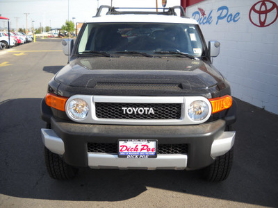 toyota fj cruiser 2010 black suv gasoline 6 cylinders 4 wheel drive automatic 79925