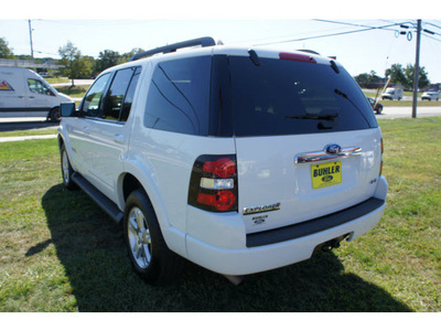 ford explorer 2008 white suv xlt gasoline 6 cylinders 4 wheel drive automatic with overdrive 07724