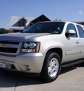 chevrolet tahoe 2009 gray suv lt xfe 8 cylinders 6 speed automatic 76087
