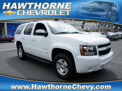 chevrolet tahoe 2011 white suv lt 8 cylinders automatic 07507