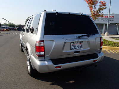 nissan pathfinder 2003 silver suv le gasoline 6 cylinders 4 wheel drive automatic with overdrive 98371