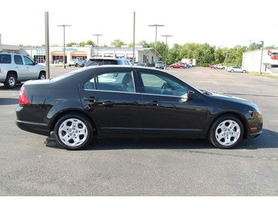 ford fusion 2011 black sedan se gasoline 4 cylinders front wheel drive automatic with overdrive 77642