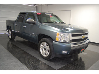 chevrolet silverado 1500 2007 lt  gray lt gasoline 8 cylinders rear wheel drive automatic with overdrive 77630