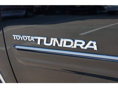 toyota tundra 2006 black sr5 gasoline 8 cylinders 4 wheel drive automatic 77094