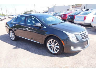 cadillac xts 2013 gray sedan luxury collection gasoline 6 cylinders front wheel drive automatic 77074