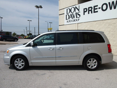 chrysler town and country 2012 silver van touring l flex fuel 6 cylinders front wheel drive automatic 76011