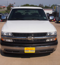 chevrolet silverado 1500 2002 white pickup truck ls gasoline v8 rear wheel drive automatic 77340