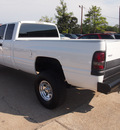 dodge ram 2500 2002 white slt diesel 6 cylinders 4 wheel drive manual 77340