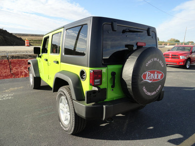 jeep wrangler unlimited 2013 green suv sport gasoline 6 cylinders 4 wheel drive automatic 60915