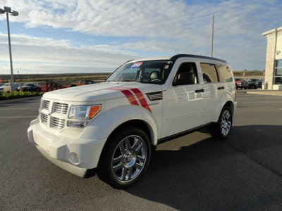 dodge nitro 2010 white suv 6 cylinders automatic 60915