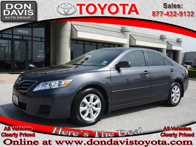 toyota camry 2011 gray sedan le gasoline 4 cylinders front wheel drive automatic 76011