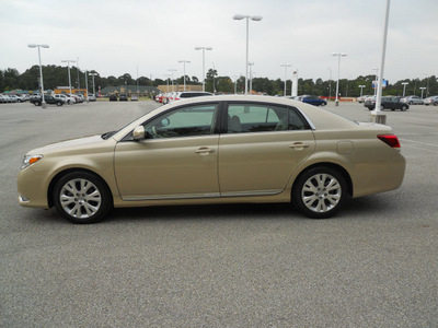 toyota avalon 2011 tan sedan 6 cylinders automatic 75604